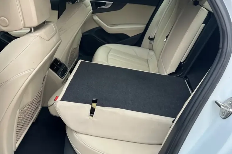 Audi A4 din 2022 cu 61.600 km - oferta AUD120170 - foto 26