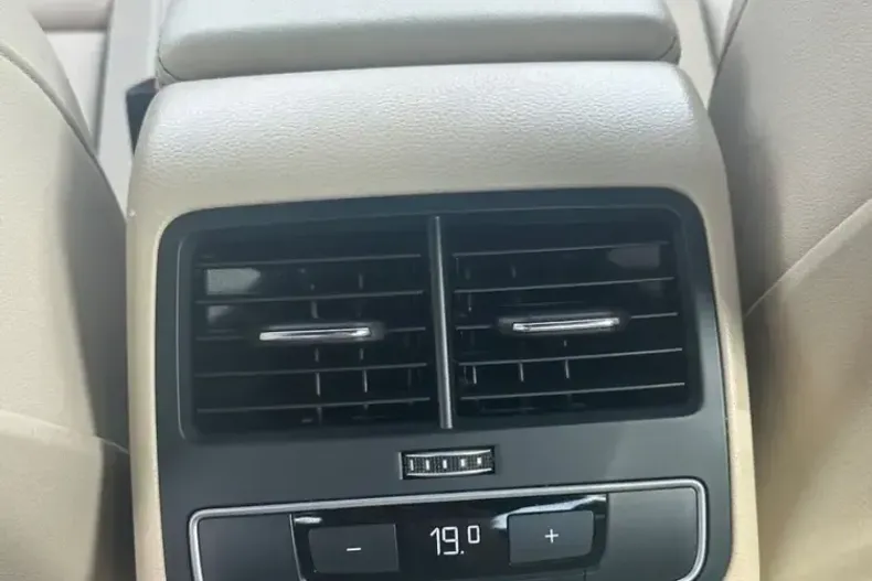 Audi A4 din 2022 cu 61.600 km - oferta AUD120170 - foto 27