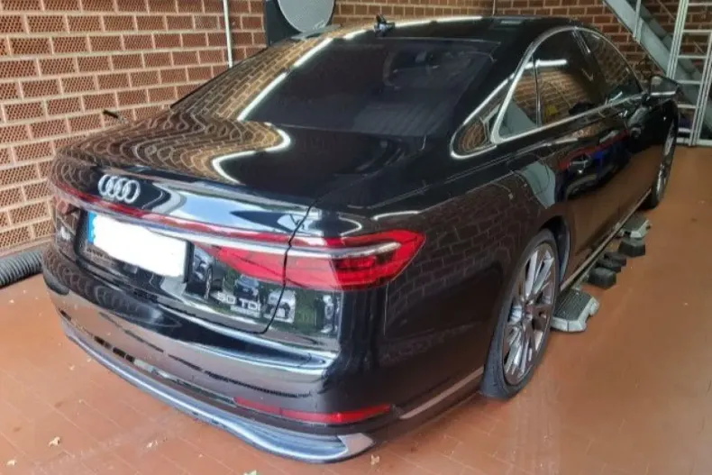 Audi A8 din 2022 cu 67.283 km - oferta AUD120175 - foto 5