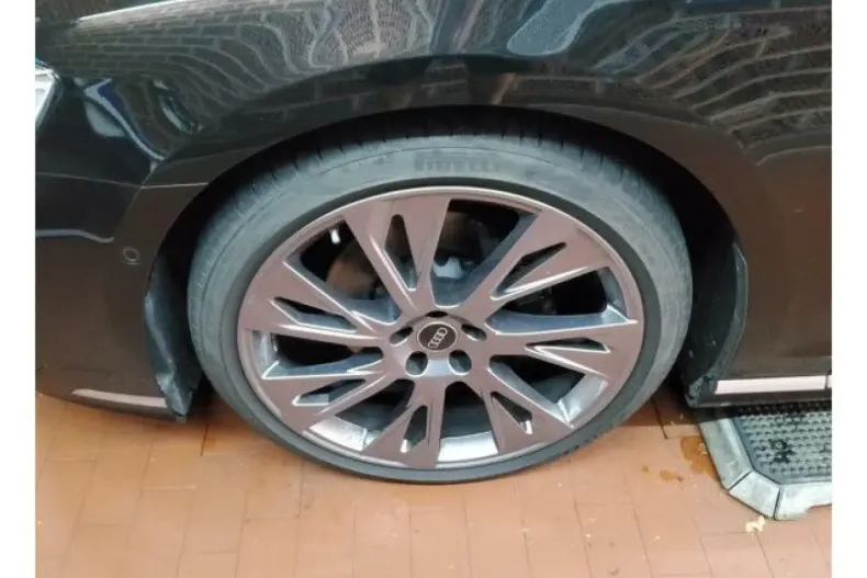 Audi A8 din 2022 cu 67.283 km - oferta AUD120175 - foto 7