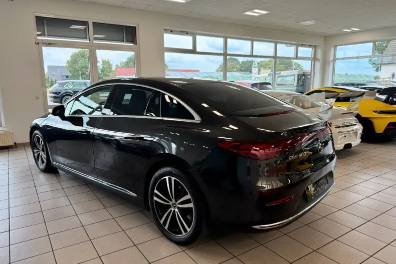 Mercedes-Benz EQE din 2022 cu 58.820 km - oferta MER120182 - foto 3