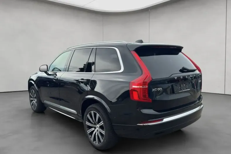 Volvo XC90 din 2024 cu 24.380 km - oferta VOL120186 - foto 3
