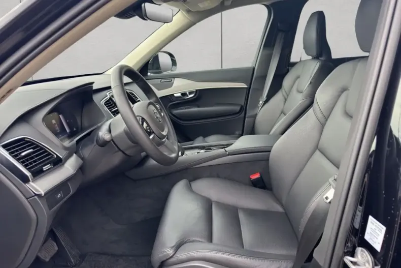 Volvo XC90 din 2024 cu 24.380 km - oferta VOL120186 - foto 7