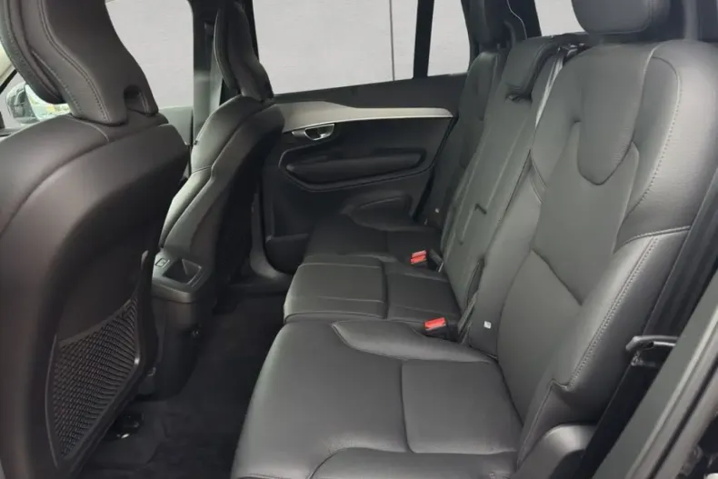 Volvo XC90 din 2024 cu 24.380 km - oferta VOL120186 - foto 12