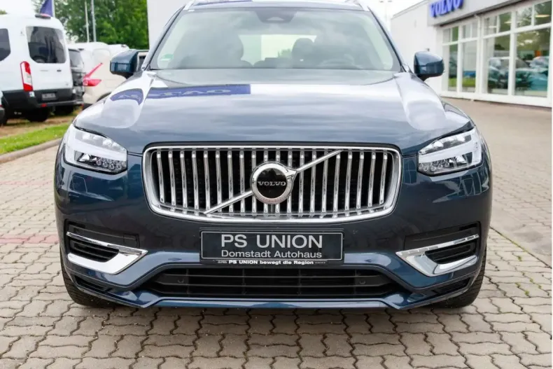 Volvo XC90 din 2022 cu 30.199 km - oferta VOL120188 - foto 2