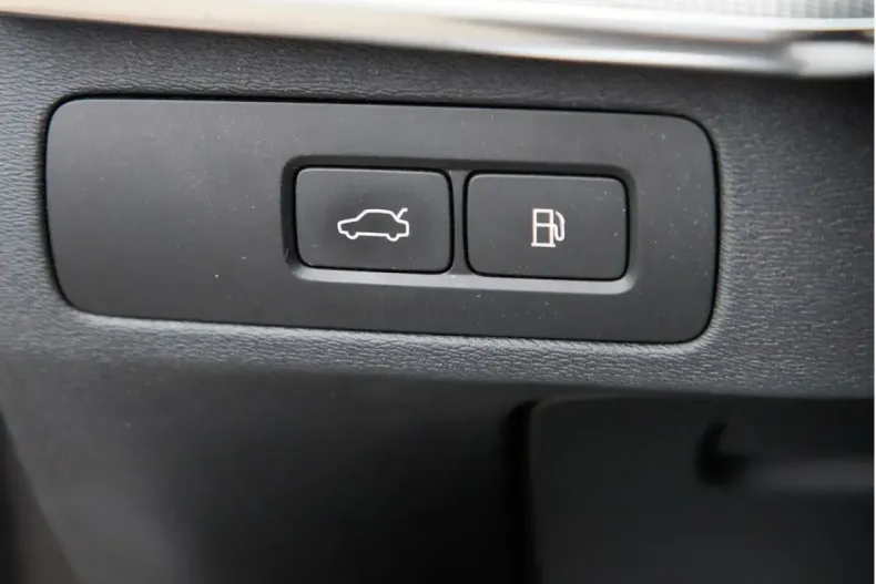 Volvo XC90 din 2022 cu 30.199 km - oferta VOL120188 - foto 22