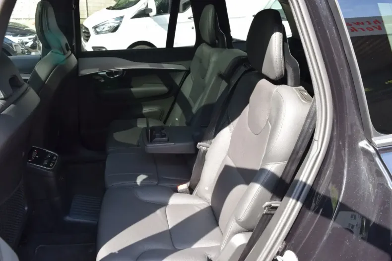 Volvo XC90 din 2024 cu 19.559 km - oferta VOL120189 - foto 10