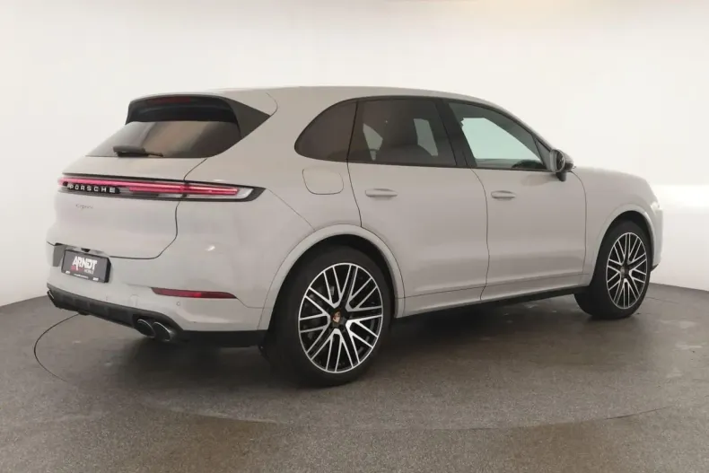 Porsche Cayenne din 2024 cu 28.700 km - oferta POR120191 - foto 5