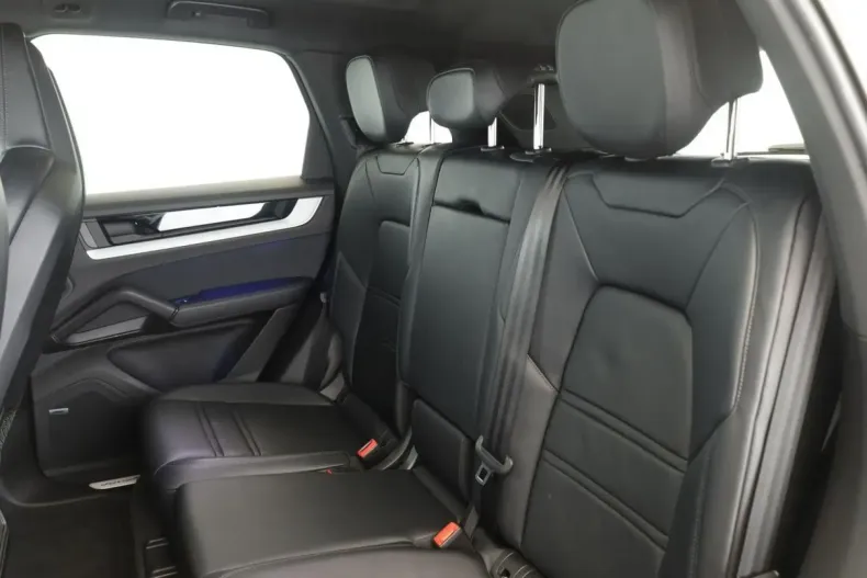 Porsche Cayenne din 2024 cu 28.700 km - oferta POR120191 - foto 17