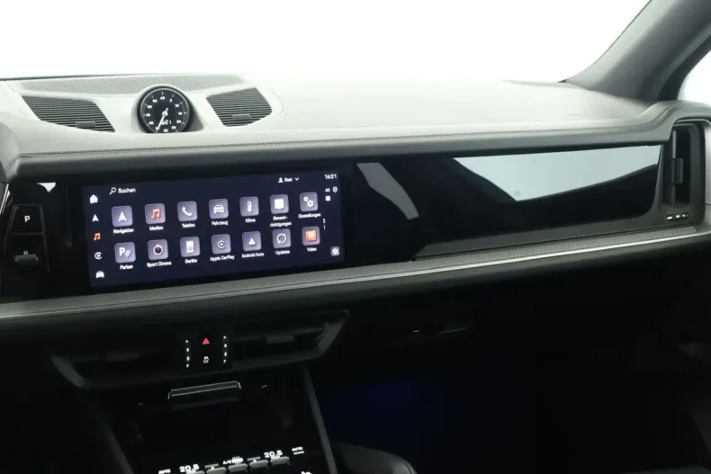 Porsche Cayenne din 2024 cu 28.700 km - oferta POR120191 - foto 19