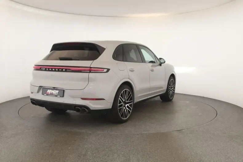 Porsche Cayenne din 2024 cu 28.700 km - oferta POR120191 - foto 30