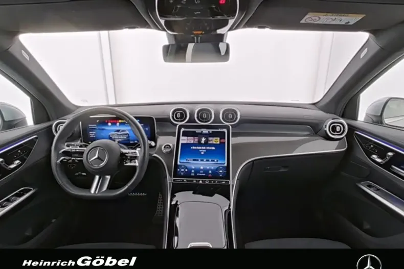 Mercedes-Benz GLC 300 din 2023 cu 12.618 km - oferta MER120192 - foto 3