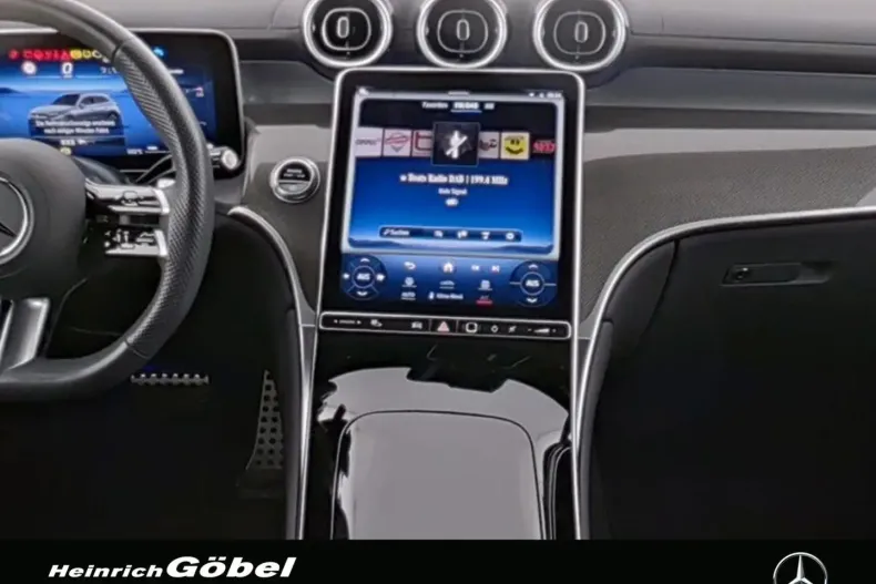 Mercedes-Benz GLC 300 din 2023 cu 12.618 km - oferta MER120192 - foto 5