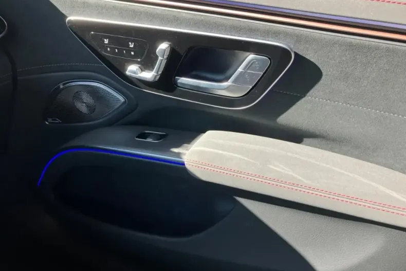 Mercedes-Benz EQS din 2023 cu 44.900 km - oferta MER120195 - foto 20