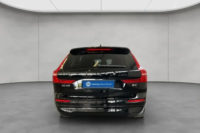 Volvo XC60 din 2023 cu 34.711 km - oferta VOL120204 - foto 4