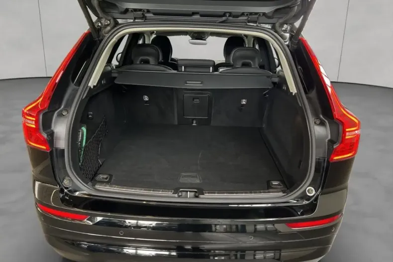 Volvo XC60 din 2023 cu 34.711 km - oferta VOL120204 - foto 5