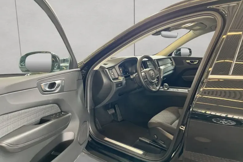 Volvo XC60 din 2023 cu 34.711 km - oferta VOL120204 - foto 9