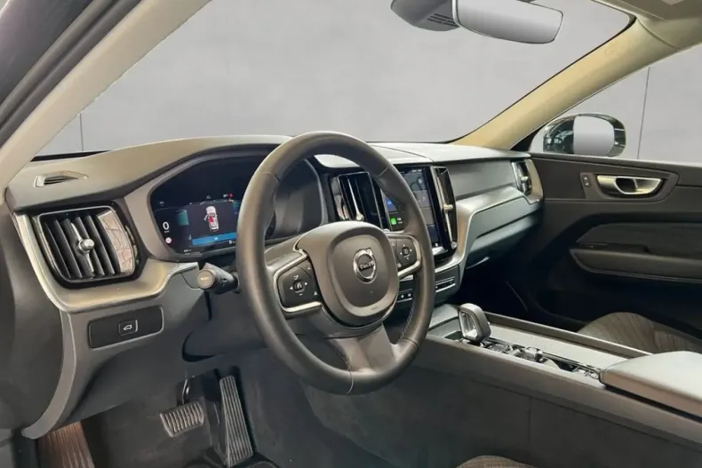 Volvo XC60 din 2023 cu 34.711 km - oferta VOL120204 - foto 10