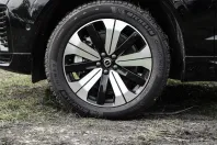 Volvo XC60 din 2023 cu 8.361 km - oferta VOL120205 - foto 3