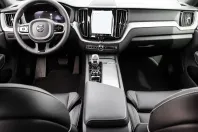 Volvo XC60 din 2023 cu 8.361 km - oferta VOL120205 - foto 5