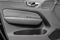 Volvo XC60 din 2023 cu 8.361 km - oferta VOL120205 - foto 10