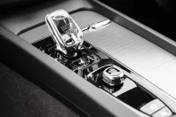 Volvo XC60 din 2023 cu 8.361 km - oferta VOL120205 - foto 12