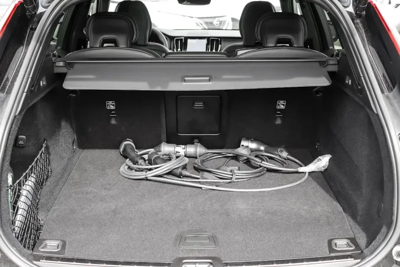 Volvo XC60 din 2023 cu 8.361 km - oferta VOL120205 - foto 15