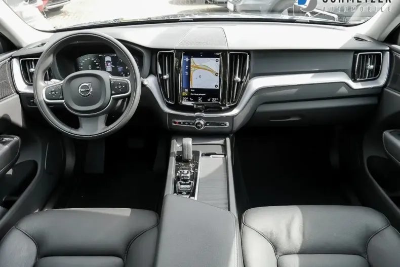 Volvo XC60 din 2020 cu 40.768 km - oferta VOL120206 - foto 5