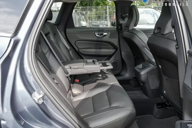 Volvo XC60 din 2020 cu 40.768 km - oferta VOL120206 - foto 12