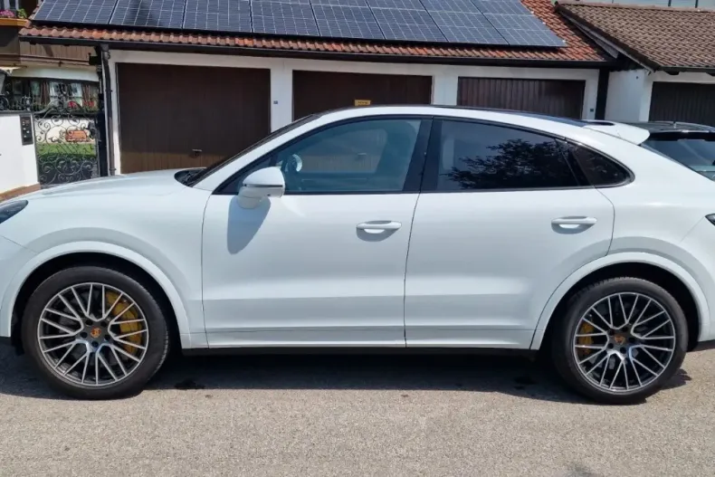 Porsche Cayenne din 2020 cu 32.000 km - oferta POR120208 - foto 2
