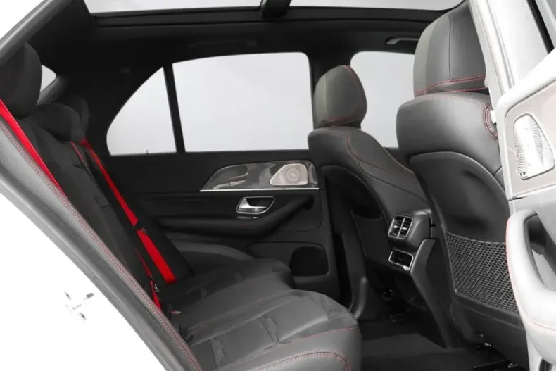 Mercedes-Benz GLE 53 AMG din 2023 cu 35.900 km - oferta MER120211 - foto 4