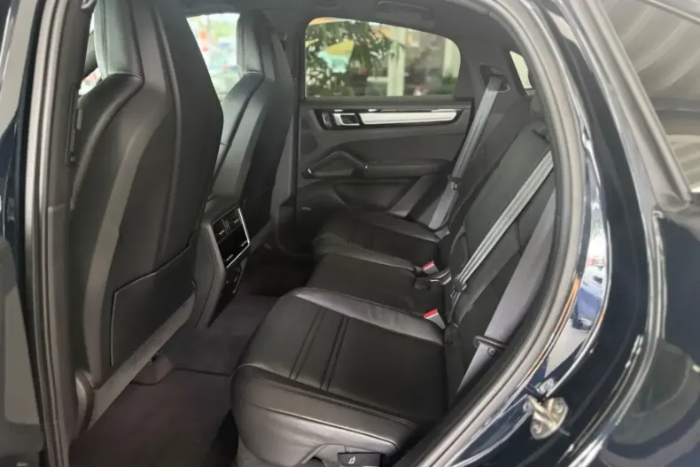 Porsche Cayenne din 2023 cu 28.900 km - oferta POR120216 - foto 13