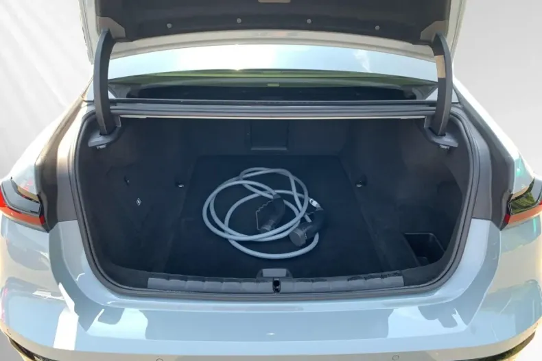 BMW i7 din 2024 cu 20.049 km - oferta BMW120218 - foto 15