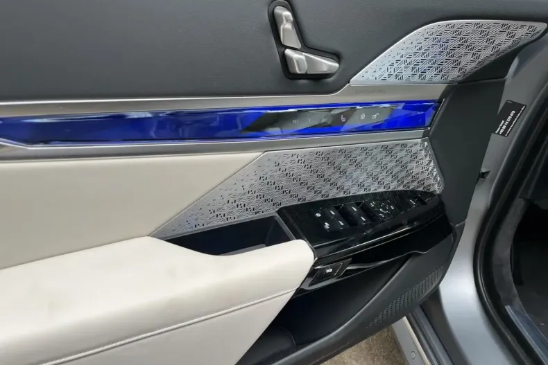 BMW i7 din 2024 cu 52.524 km - oferta BMW120219 - foto 9