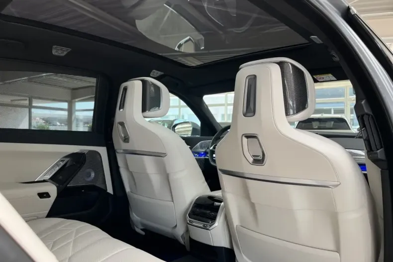 BMW i7 din 2024 cu 52.524 km - oferta BMW120219 - foto 20