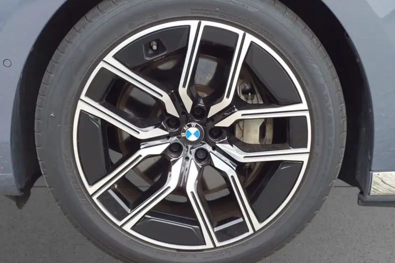 BMW i7 din 2024 cu 69.233 km - oferta BMW120222 - foto 14