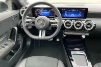 Mercedes-Benz CLA 250 din 2023 cu 9.990 km - oferta MER120224 - foto 8