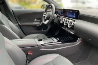 Mercedes-Benz CLA 250 din 2023 cu 9.990 km - oferta MER120224 - foto 12