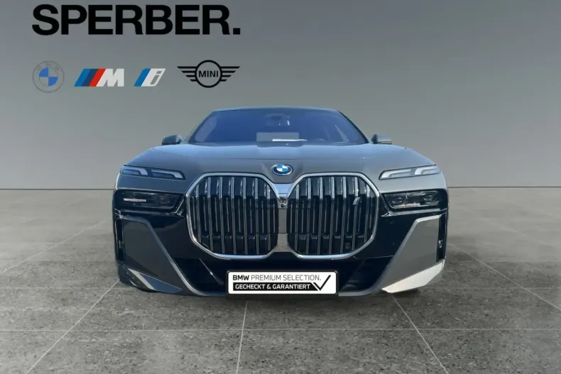 BMW i7 din 2024 cu 20.602 km - oferta BMW120228 - foto 9