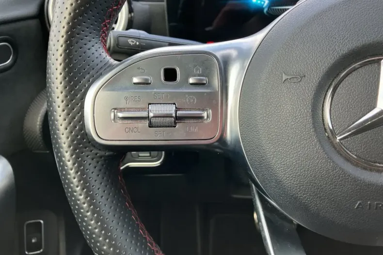 Mercedes-Benz A 250 din 2022 cu 44.150 km - oferta MER120231 - foto 22