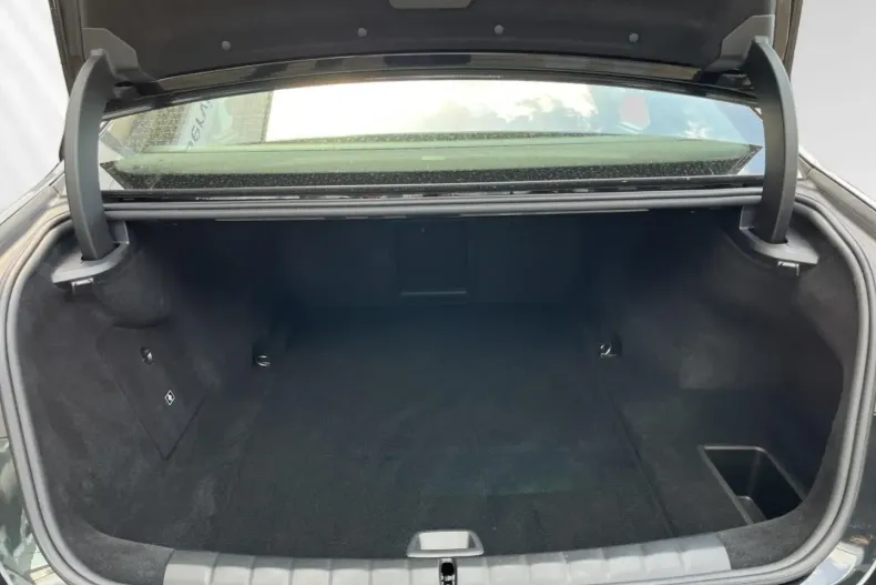 BMW i7 din 2024 cu 24.290 km - oferta BMW120232 - foto 12