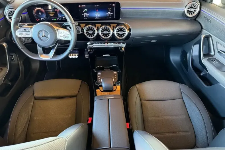 Mercedes-Benz A 250 din 2022 cu 20.946 km - oferta MER120233 - foto 8