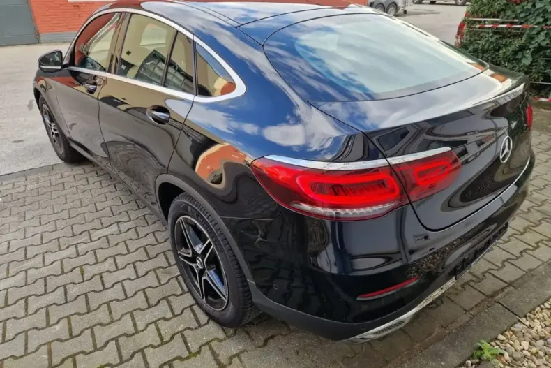 Mercedes-Benz GLC 200 din 2020 cu 76.800 km - oferta MER120237 - foto 3