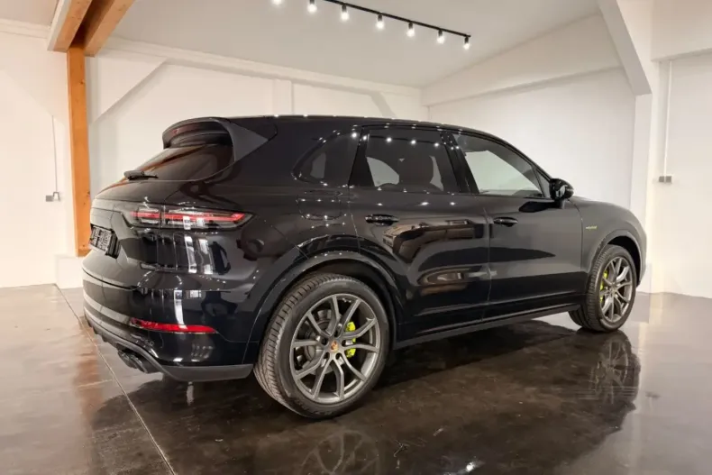 Porsche Cayenne din 2022 cu 67.000 km - oferta POR120240 - foto 6
