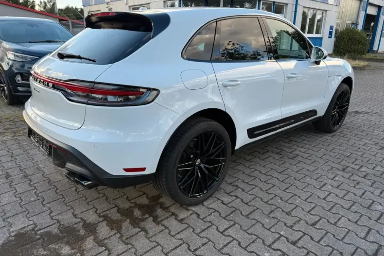 Porsche Macan din 2023 cu 16.600 km - oferta POR120243 - foto 4