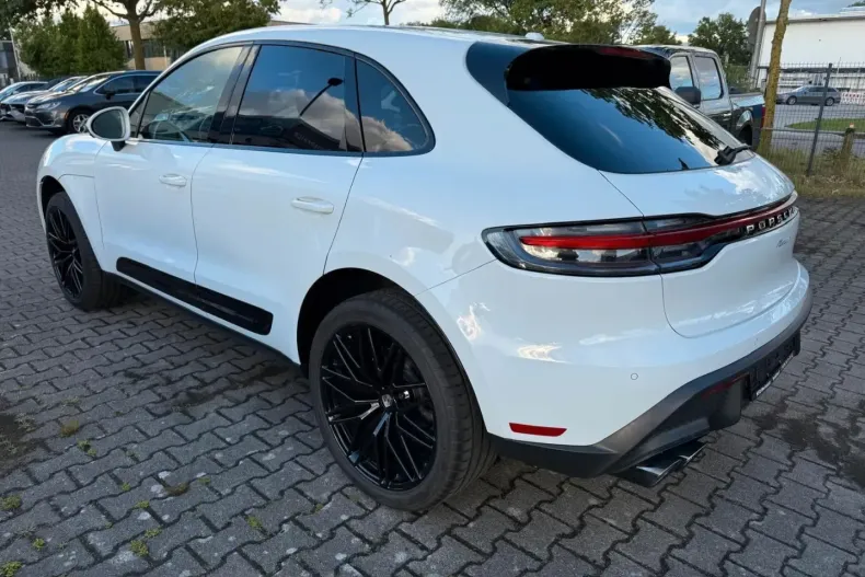 Porsche Macan din 2023 cu 16.600 km - oferta POR120243 - foto 6