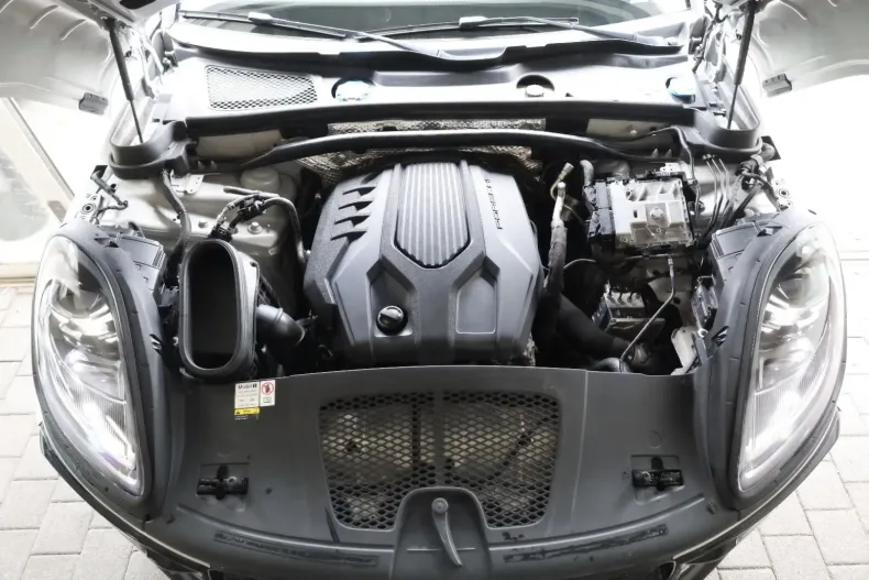 Porsche Macan din 2022 cu 39.278 km - oferta POR120245 - foto 20