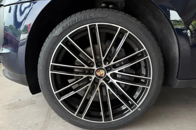 Porsche Macan din 2021 cu 3.915 km - oferta POR120246 - foto 4