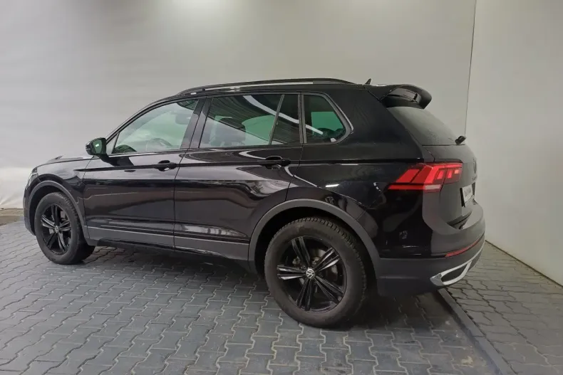 Volkswagen Tiguan din 2022 cu 49.683 km - oferta VOL120247 - foto 3