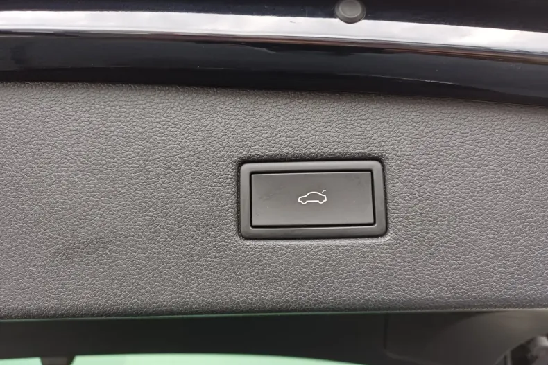 Volkswagen Tiguan din 2022 cu 49.683 km - oferta VOL120247 - foto 38